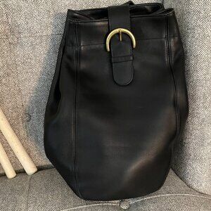 Vintage Coach Soho Sling bag Black Leather